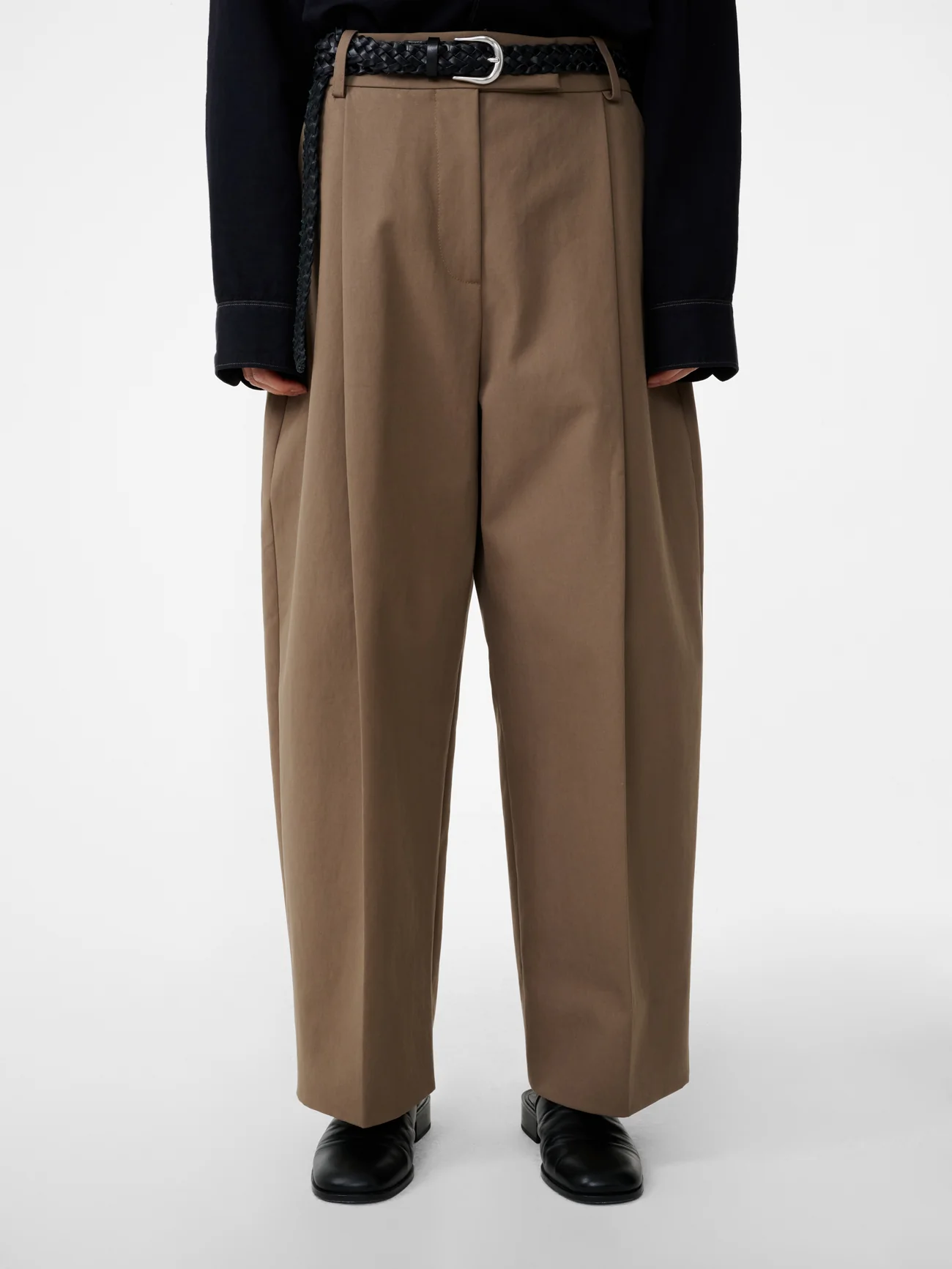 Nasser Pant in Birch - Image 4