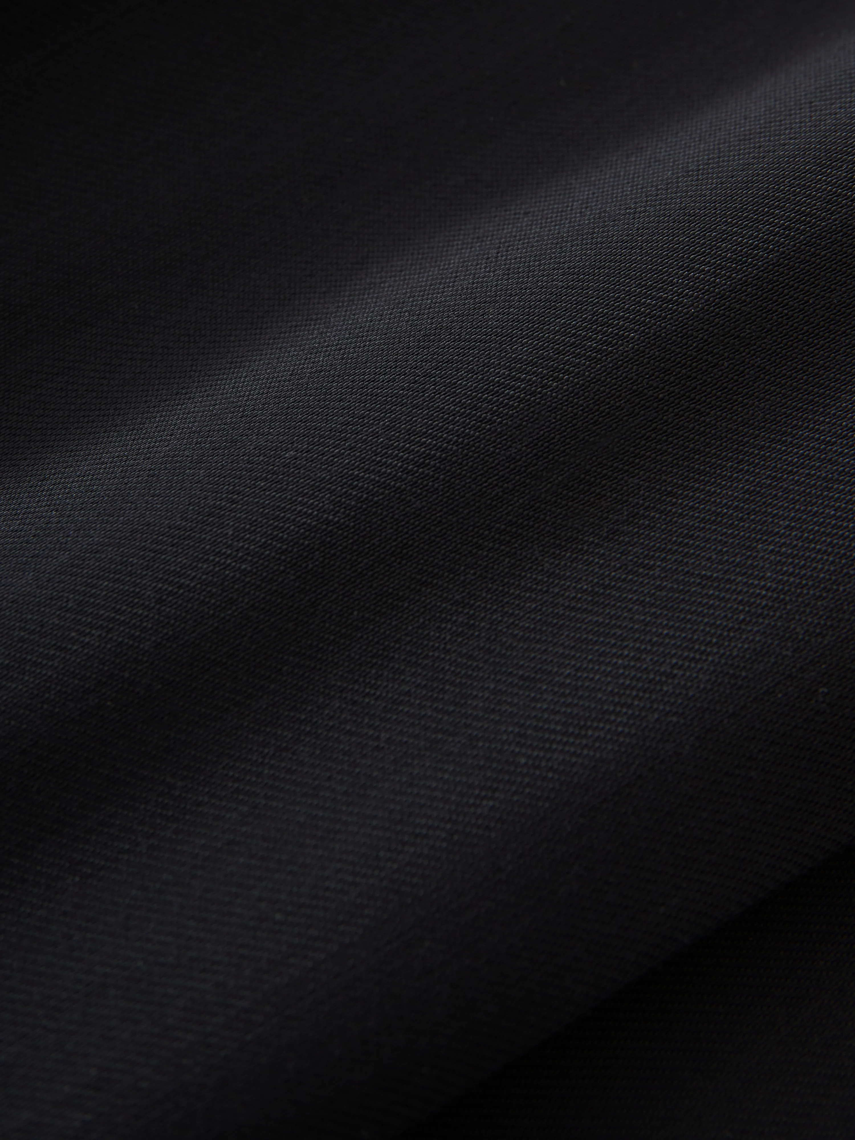 Noam Pant in Darkest Navy - Image 10