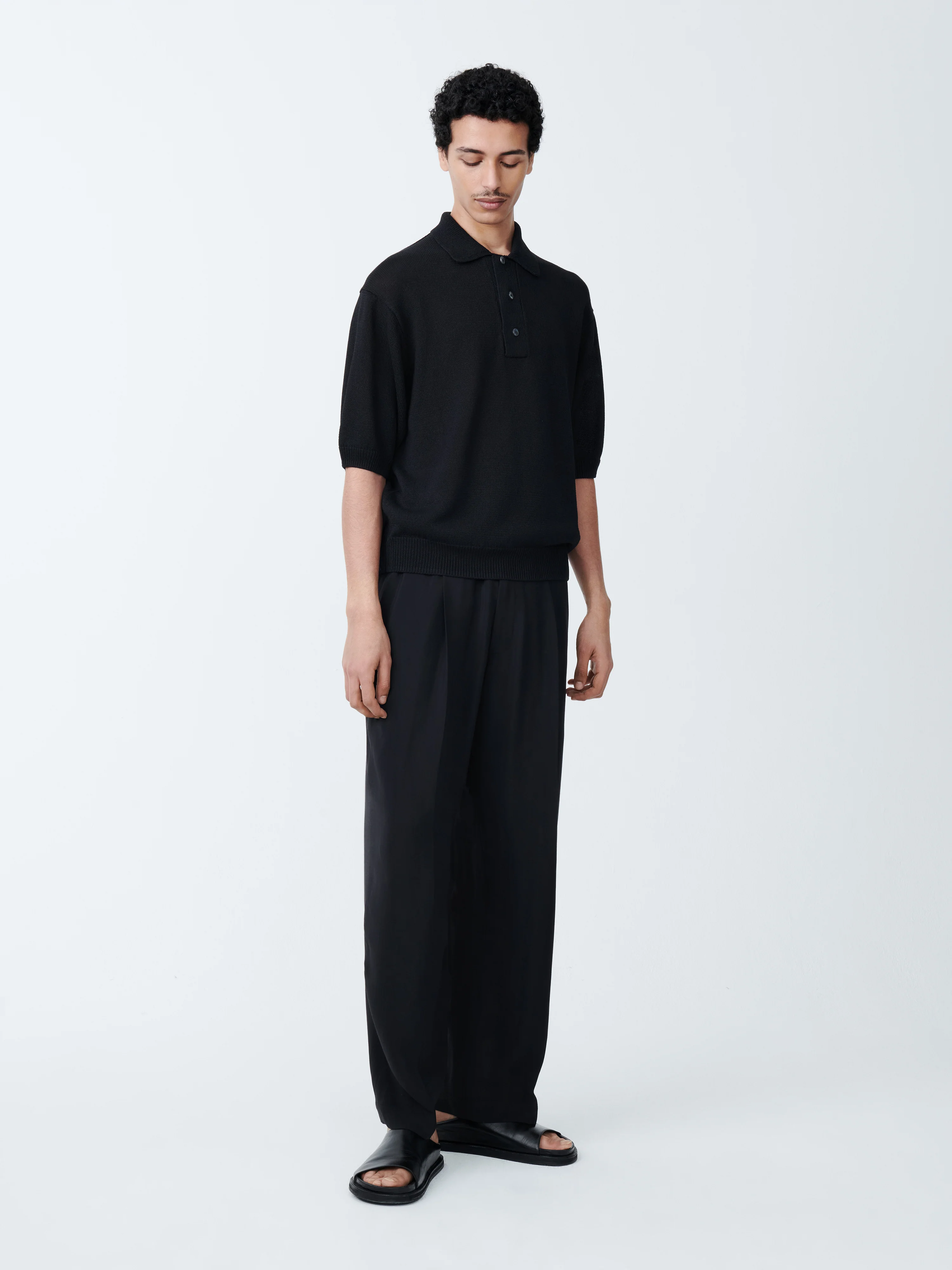 Noam Pant in Darkest Navy - Image 2