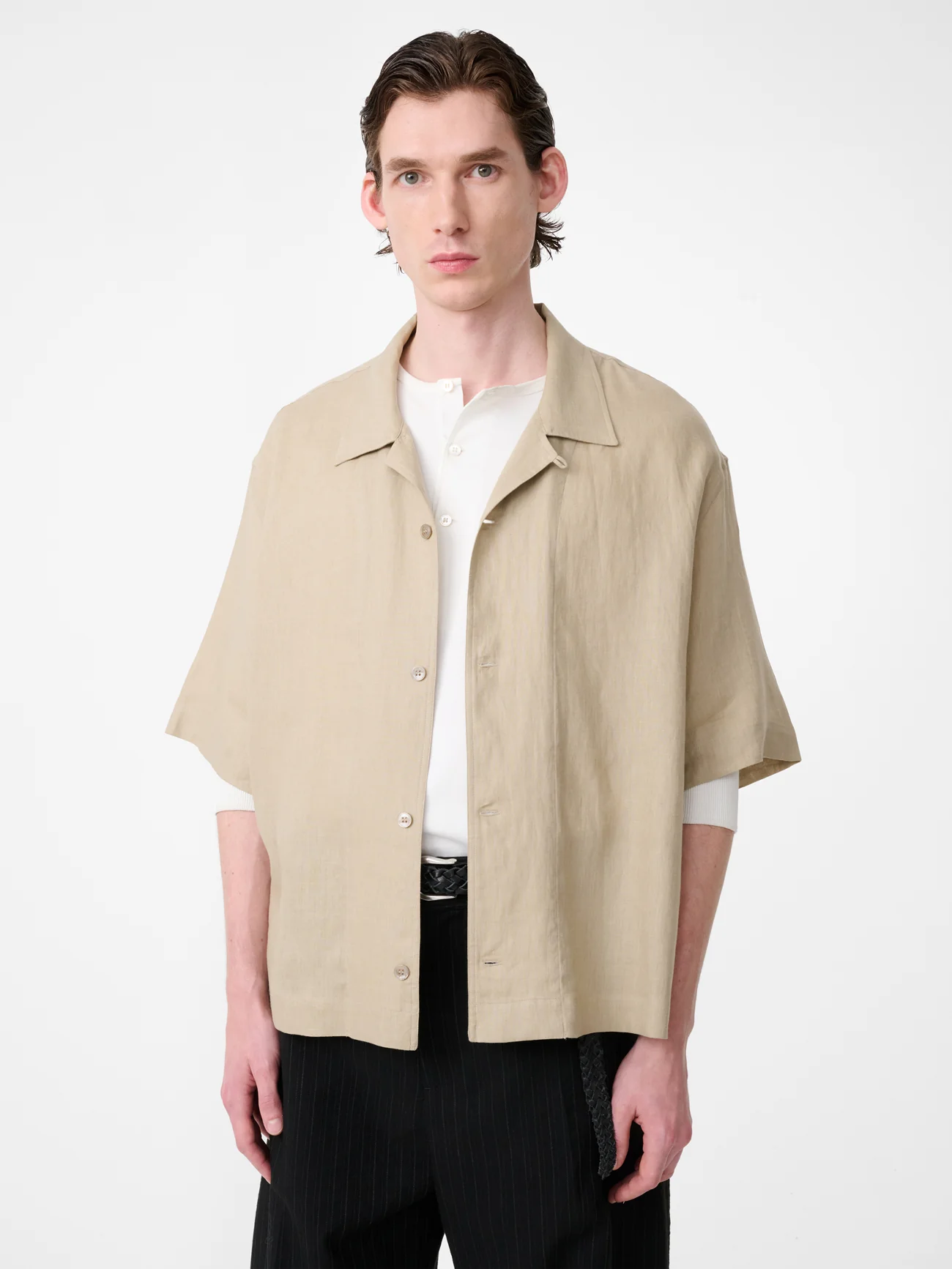 Oryn Short Sleeve Linen Shirt in Sand - Image 5