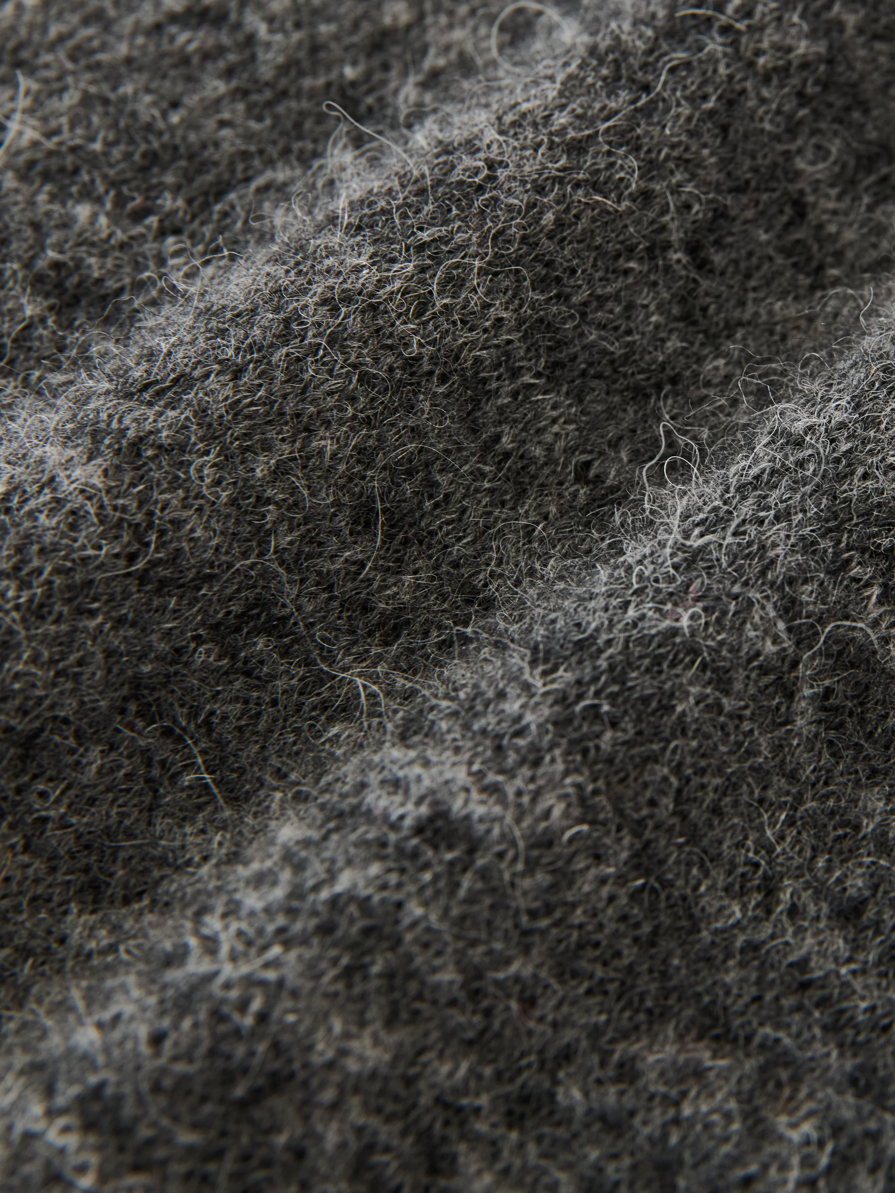 Picco Knit in Charcoal Marl - Image 12