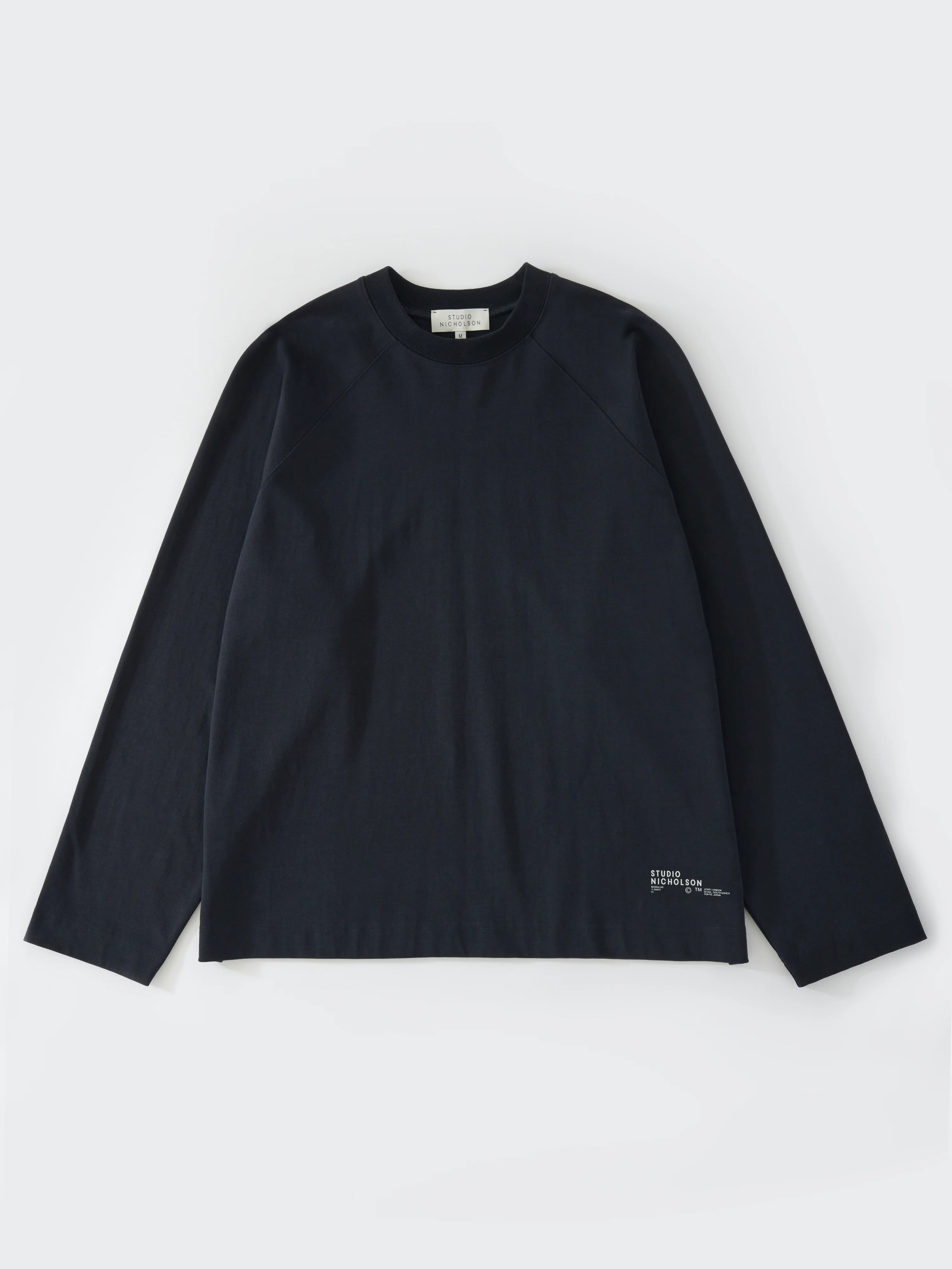Platt T-Shirt in Darkest Navy - Image 6
