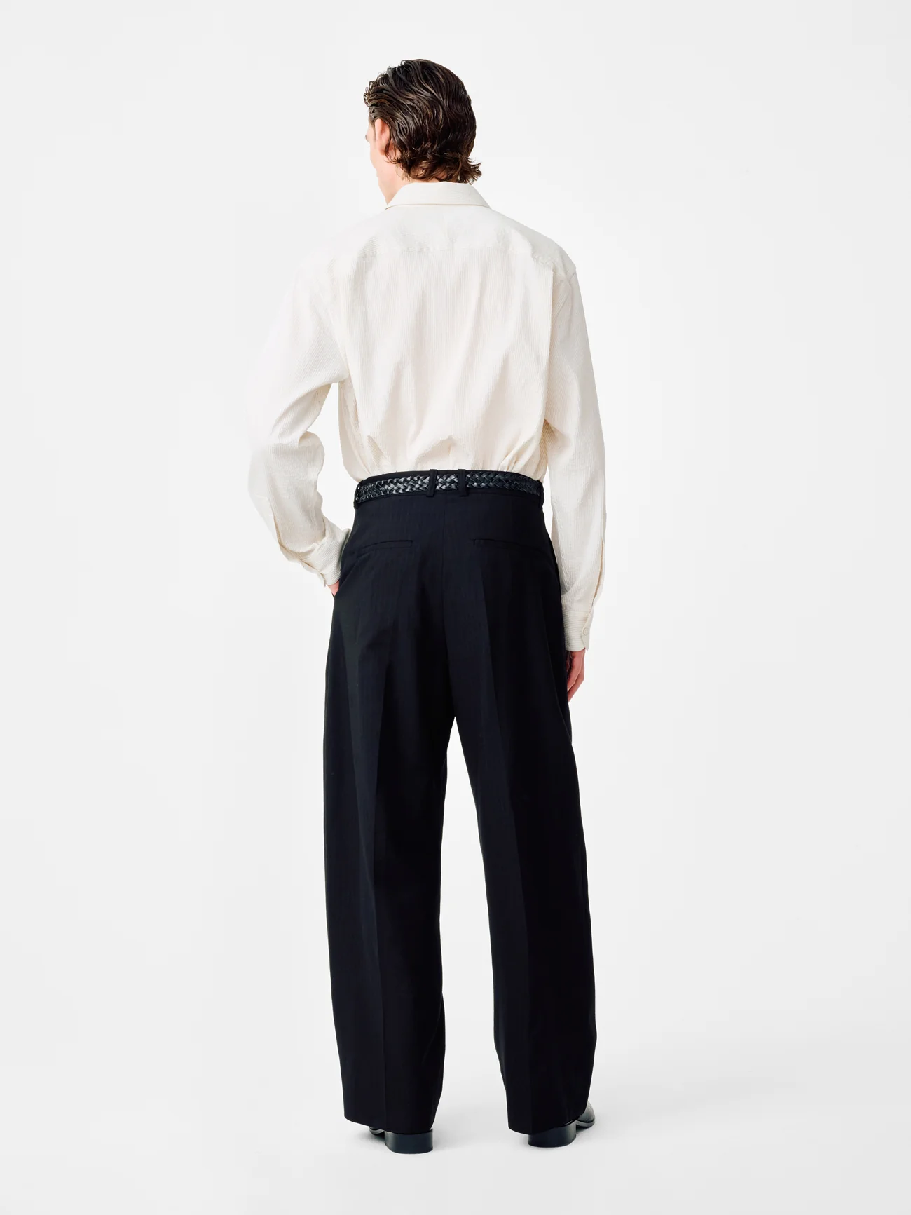Pull Tailored Pant in Black - Image 4