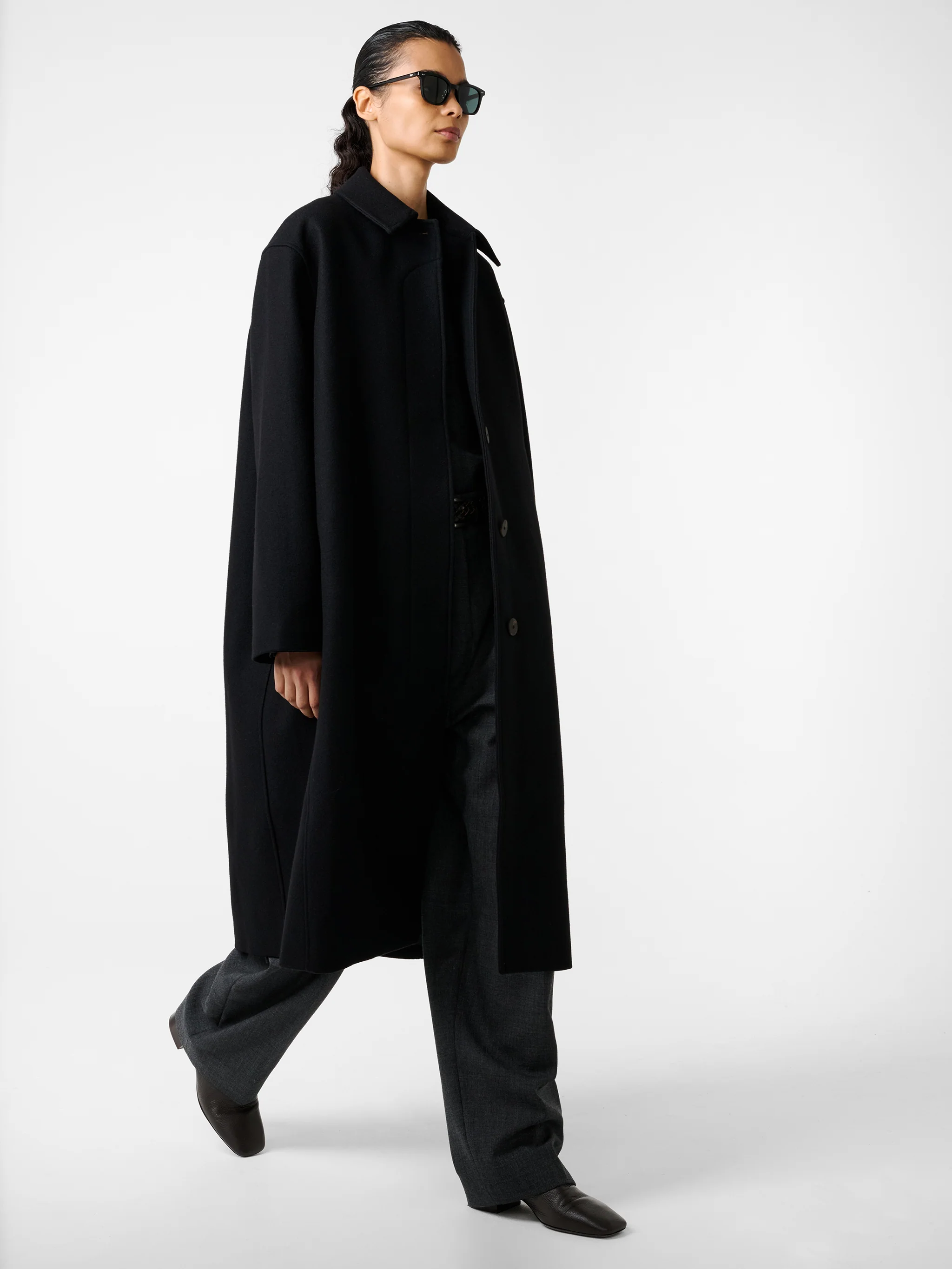 Ria Wool Coat in Black - Image 4