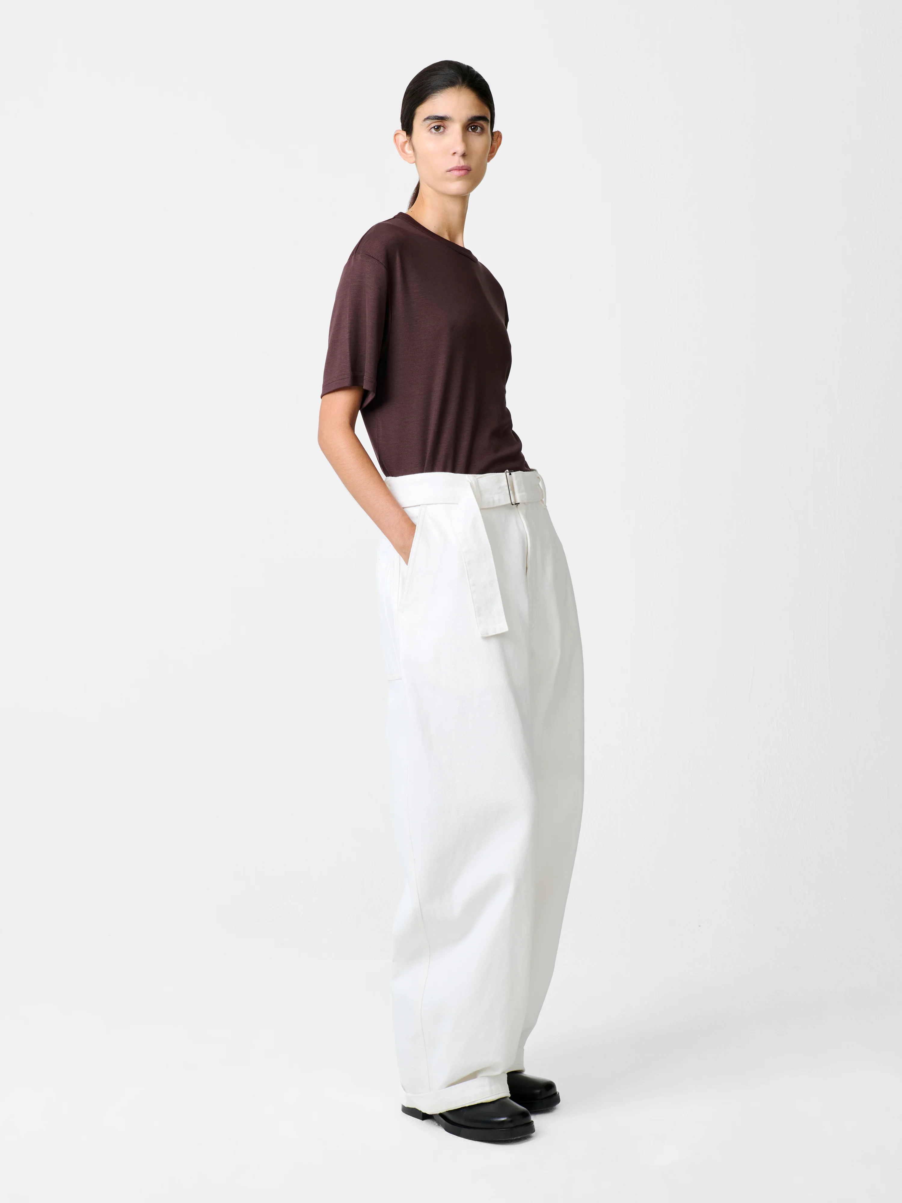 Rond T-shirt in Chocolate Brown - Image 3