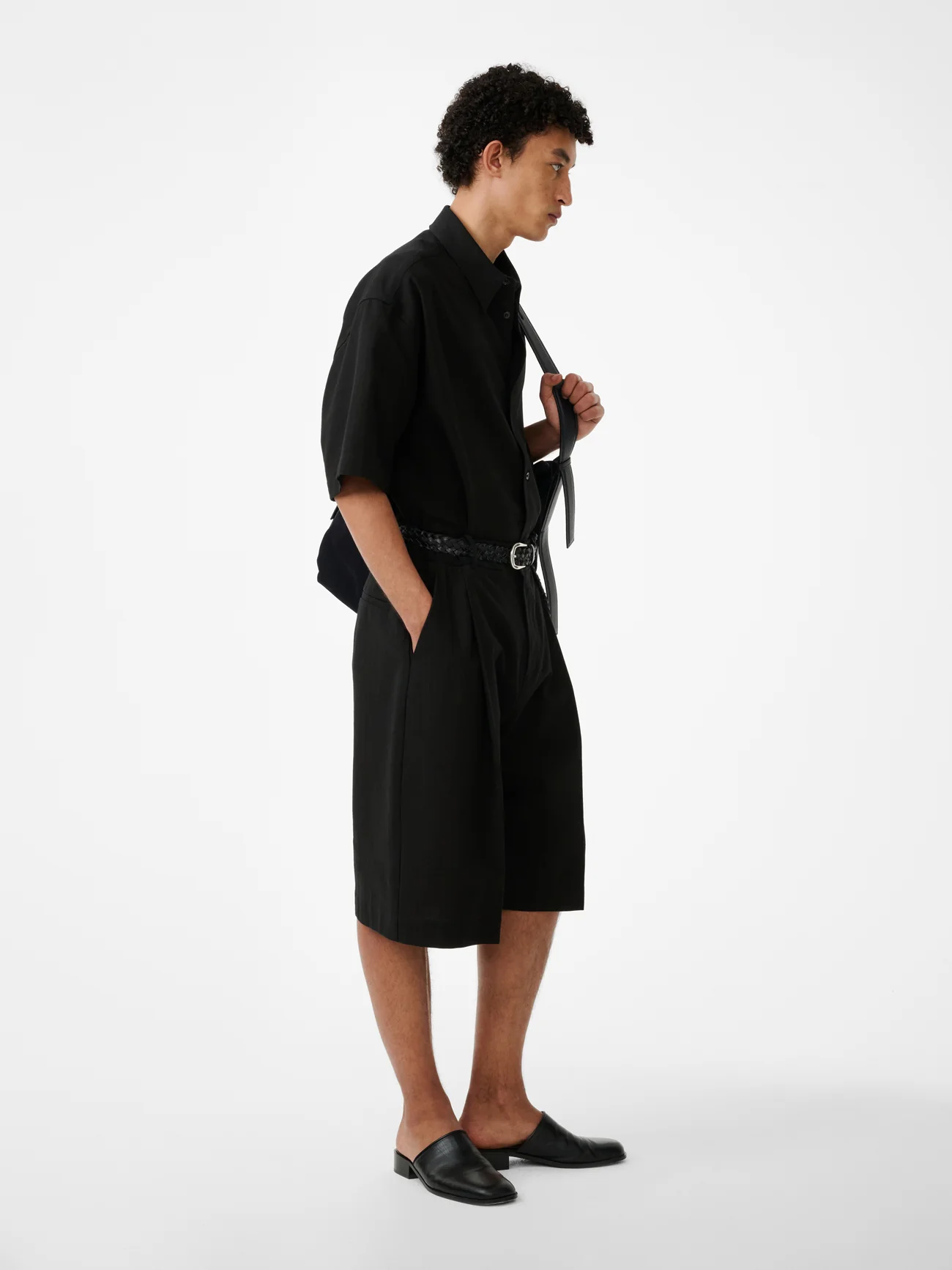 Sanko Short Sleeve Shirt in Black - Image 6