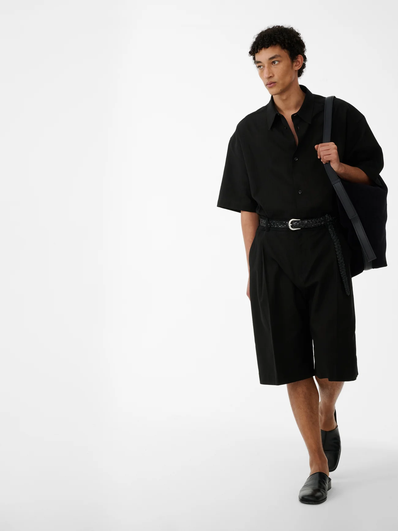 Sanko Short Sleeve Shirt in Black - Image 8