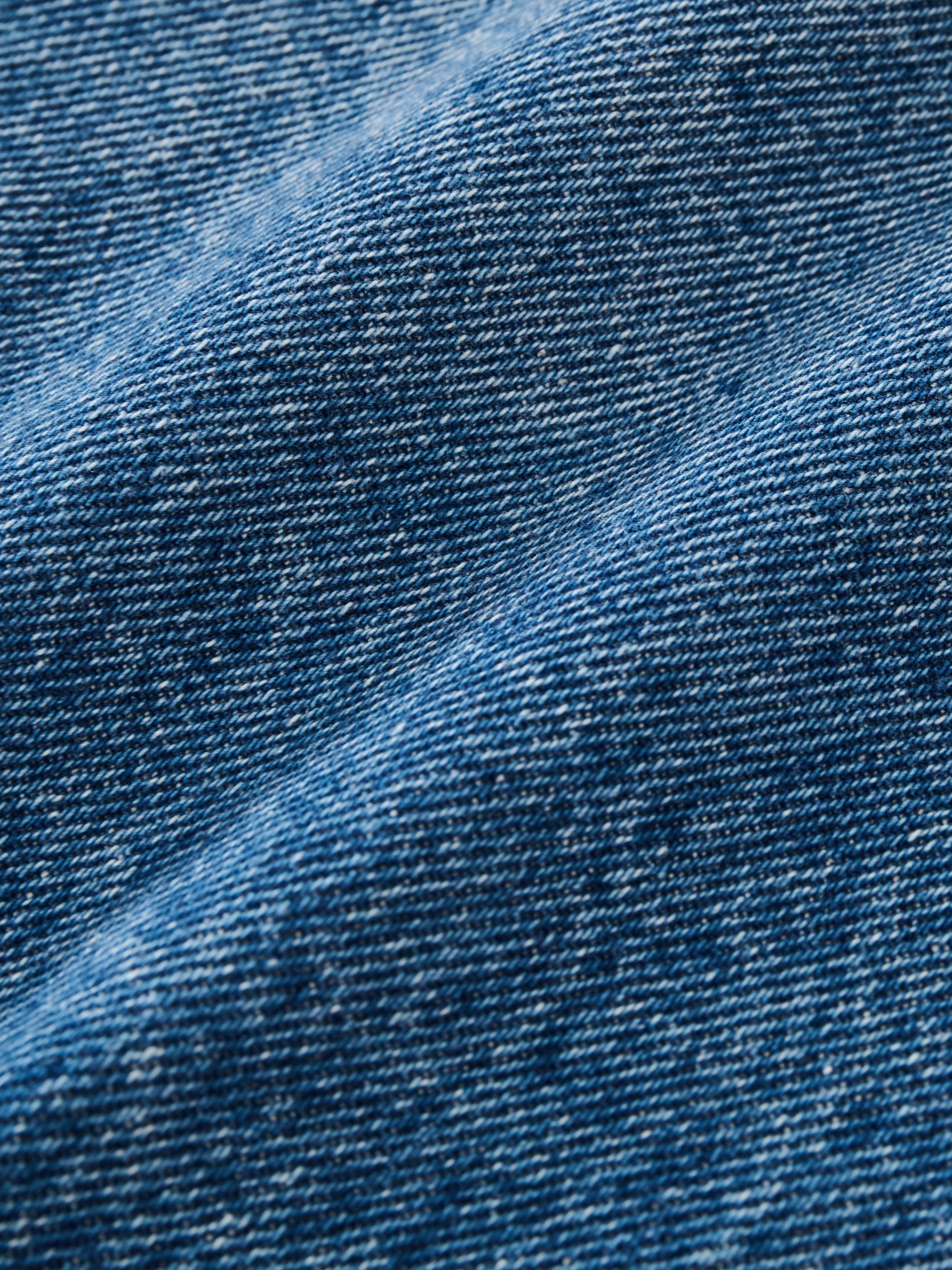 Saxon Denim Shirt in Worn Wash Indigo - Image 7
