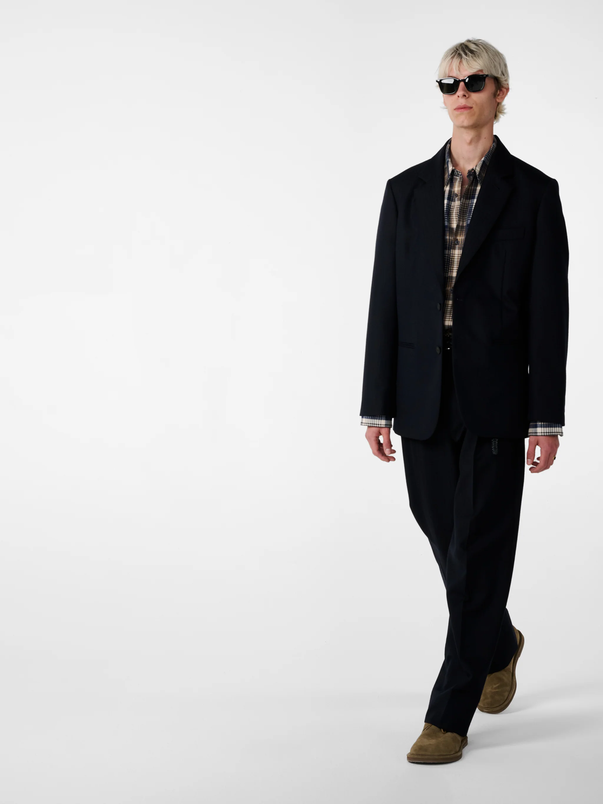 Selby Pant in Darkest Navy - Image 3