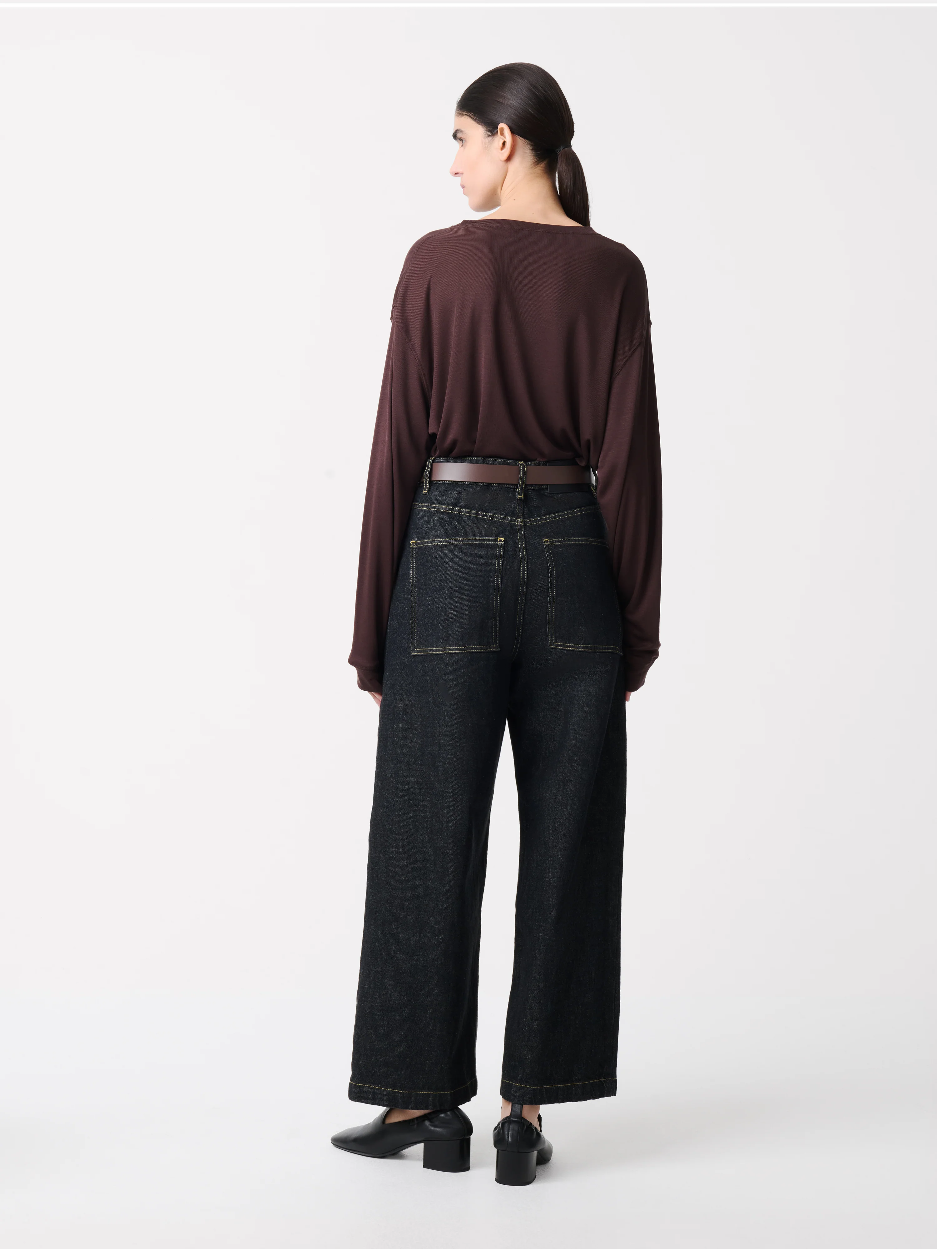 Simmons Lyocell T-shirt in Chocolate Brown - Image 4