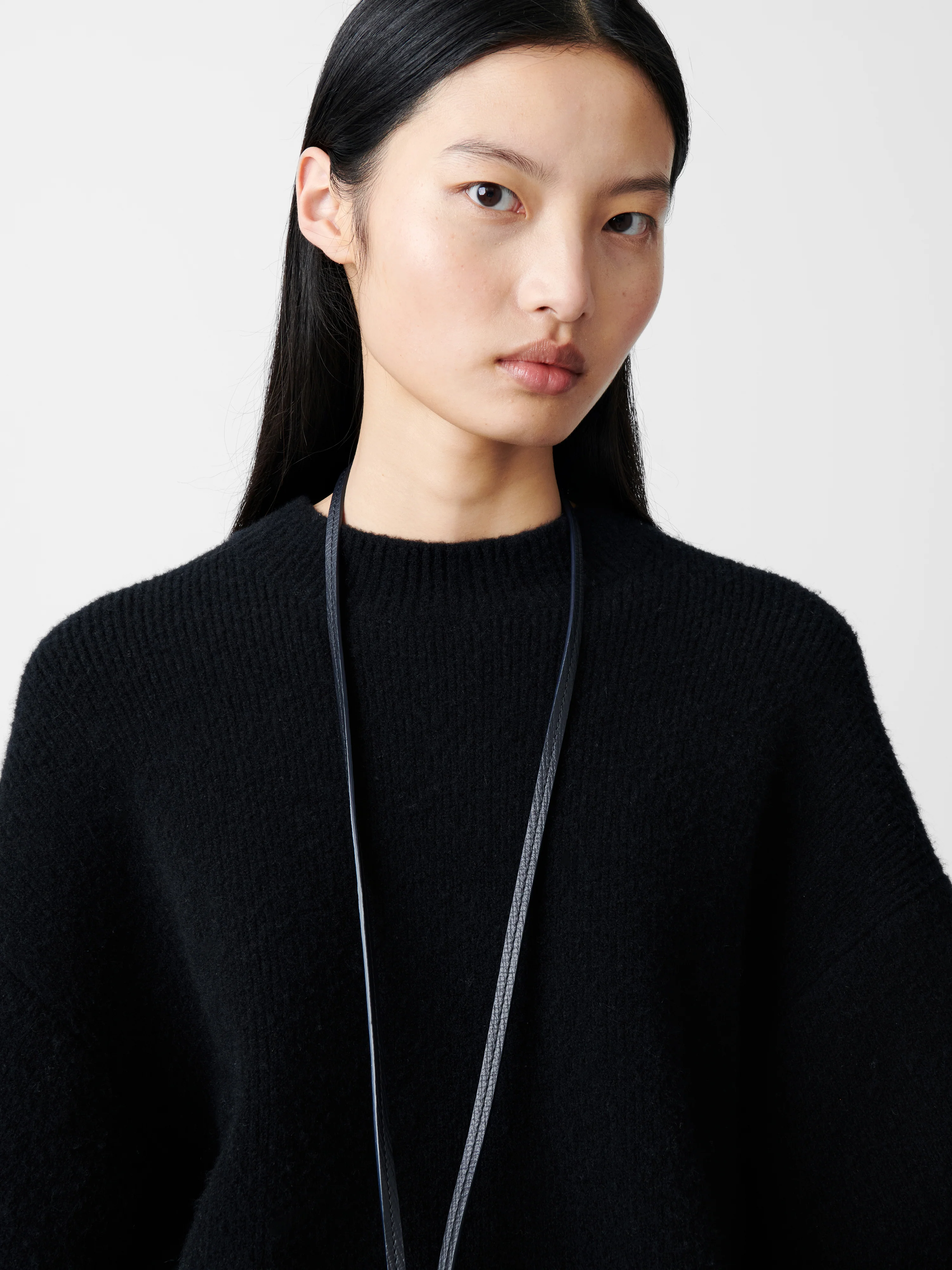 Sirio Knit in Black - Image 7