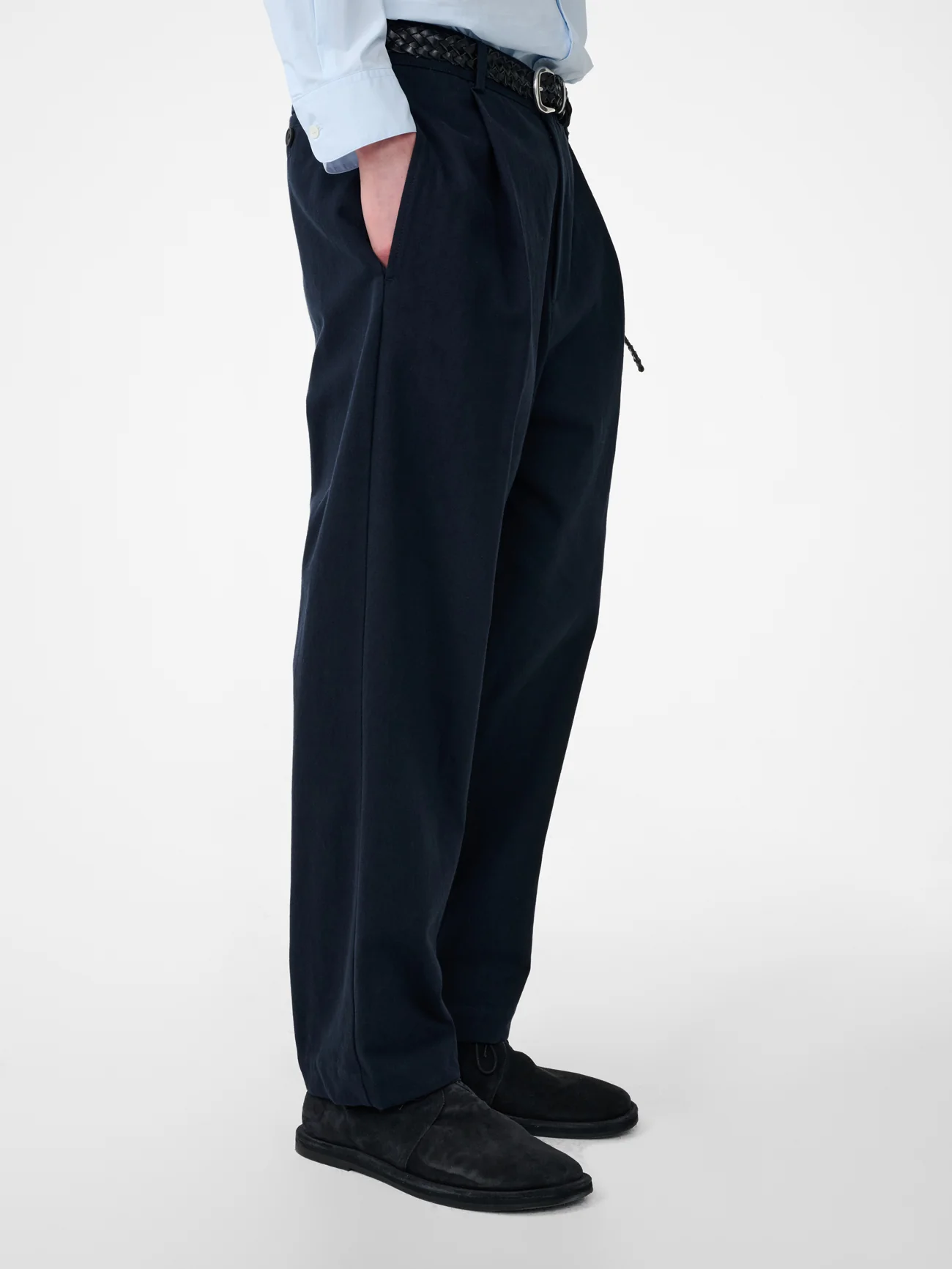 SN x PERFUMER H Cologne Pleated Pant in Dark Navy - Image 6