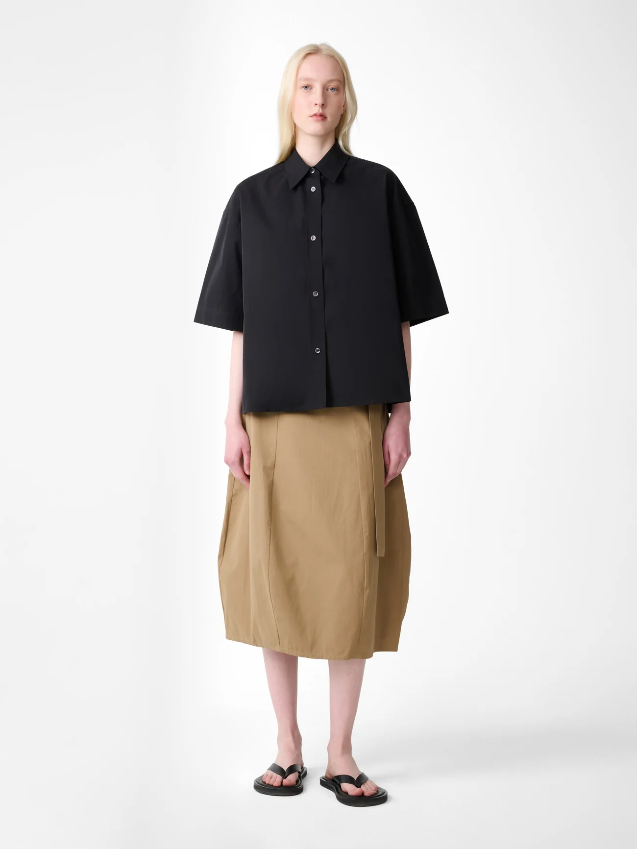 Tocoa Short Sleeve Shirt in Black - Image 2