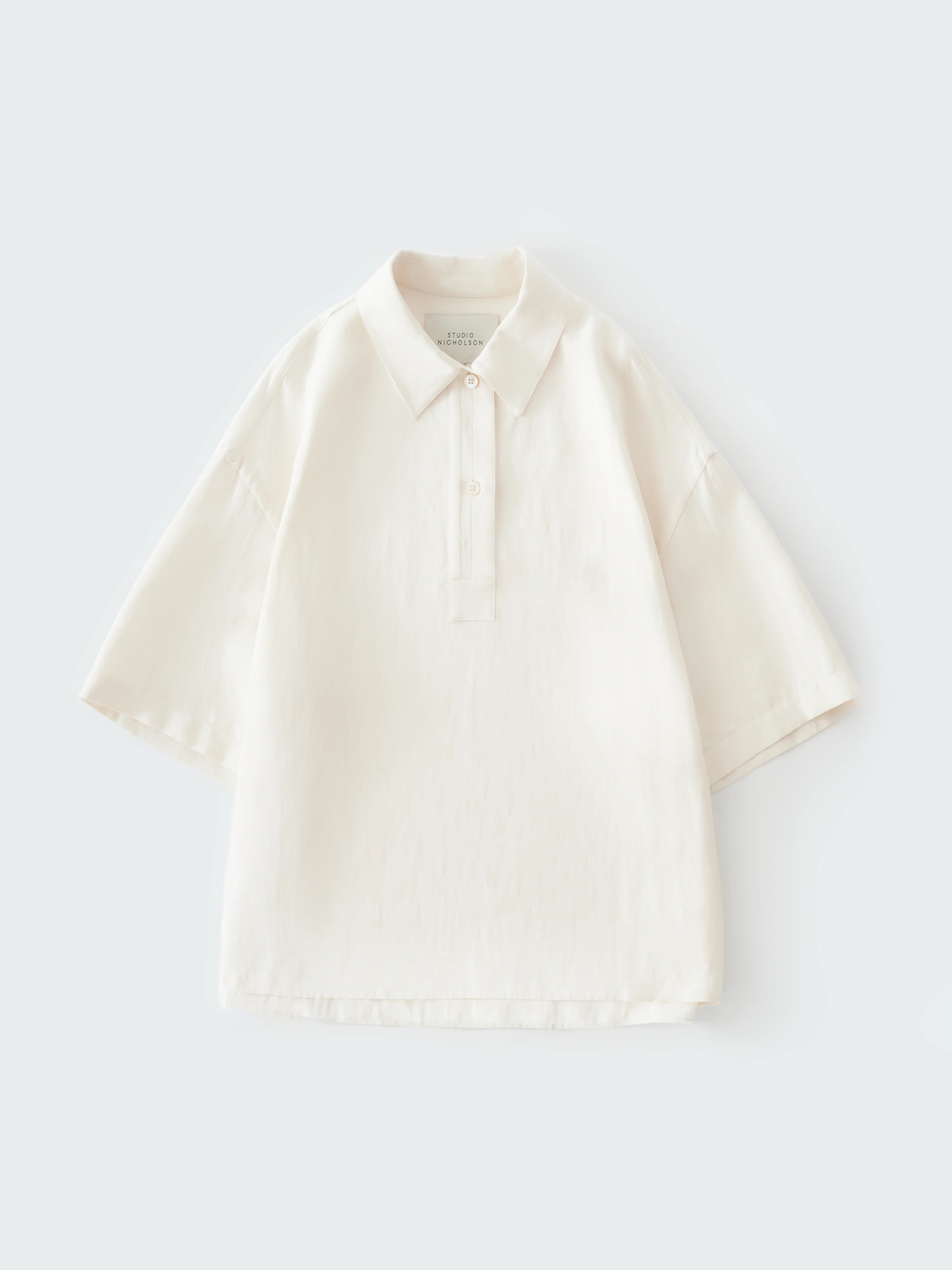 Toulon Short Sleeve Linen Polo in Chalk - Image 6