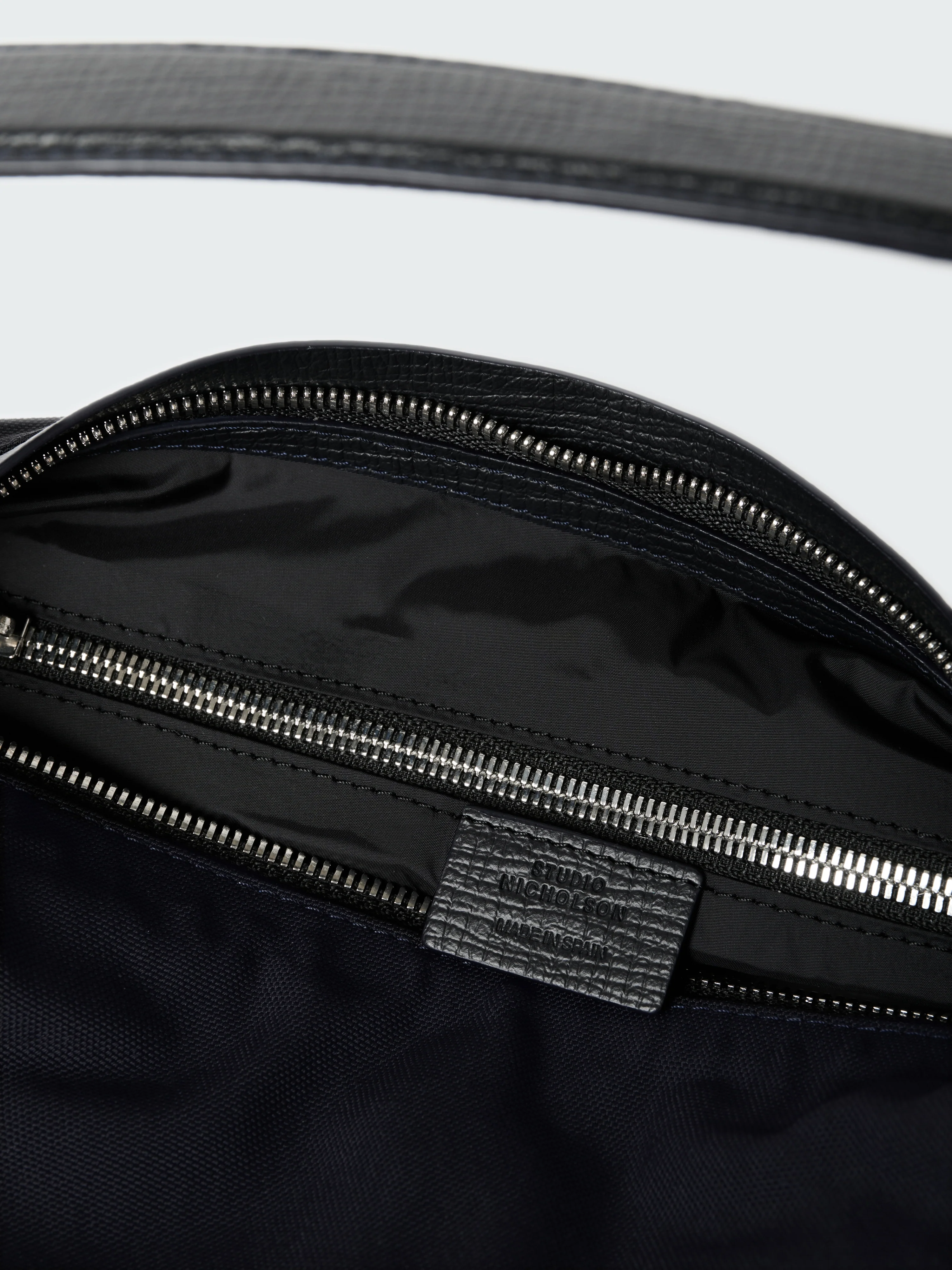 Transit Bag in Darkest Navy - Image 10