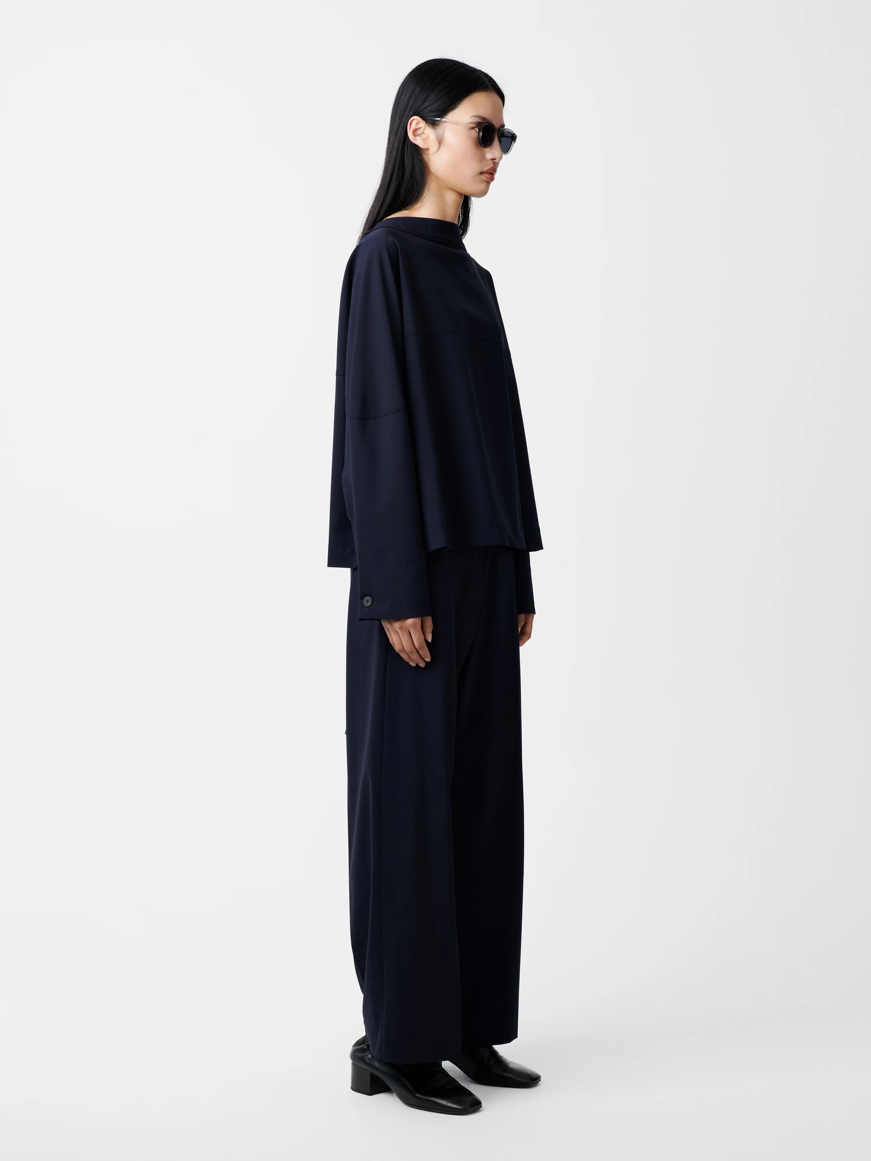 Velho Top in Darkest Navy - Image 4