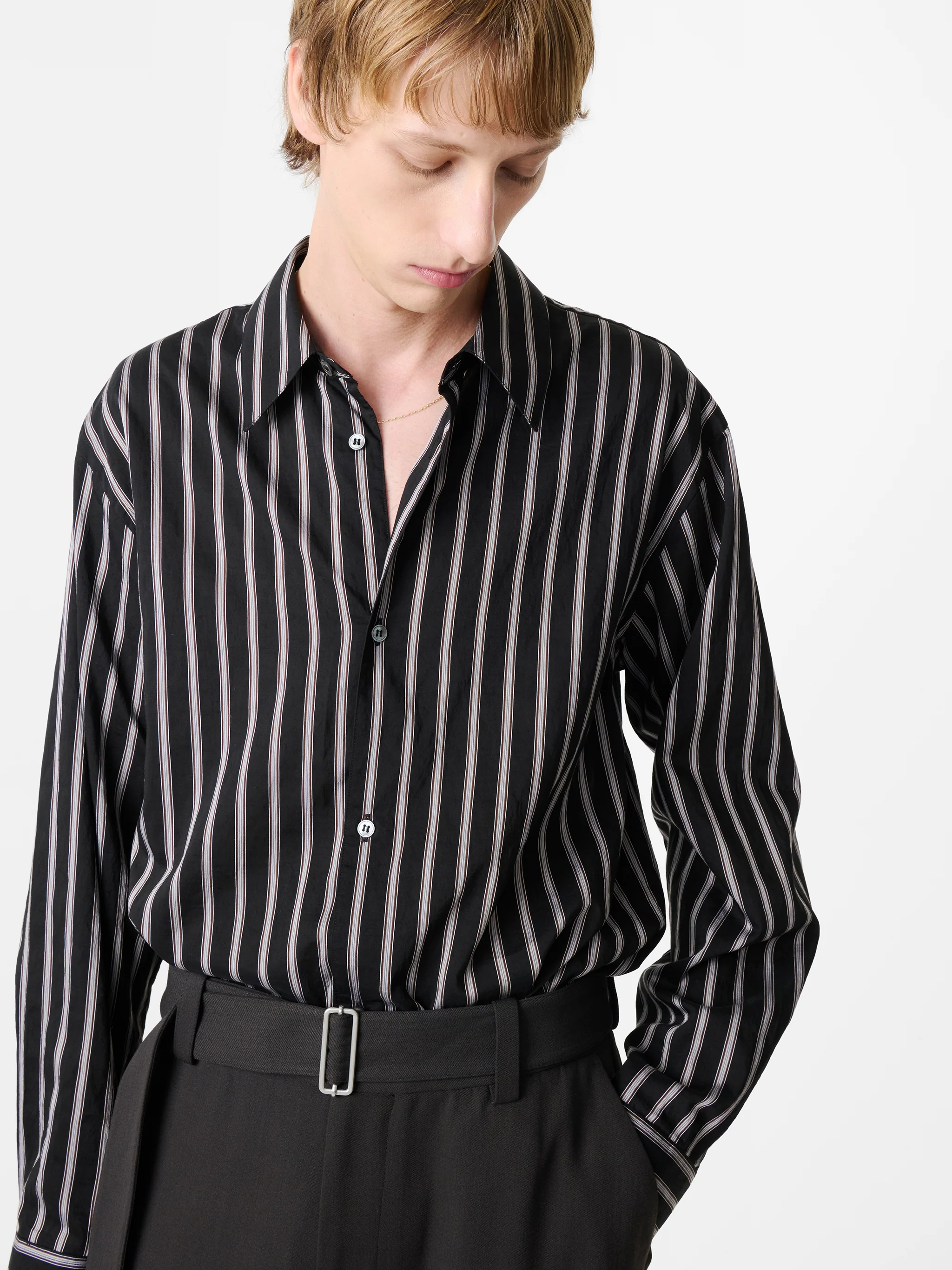View Shirt in Darkest Navy Stripe - Image 4