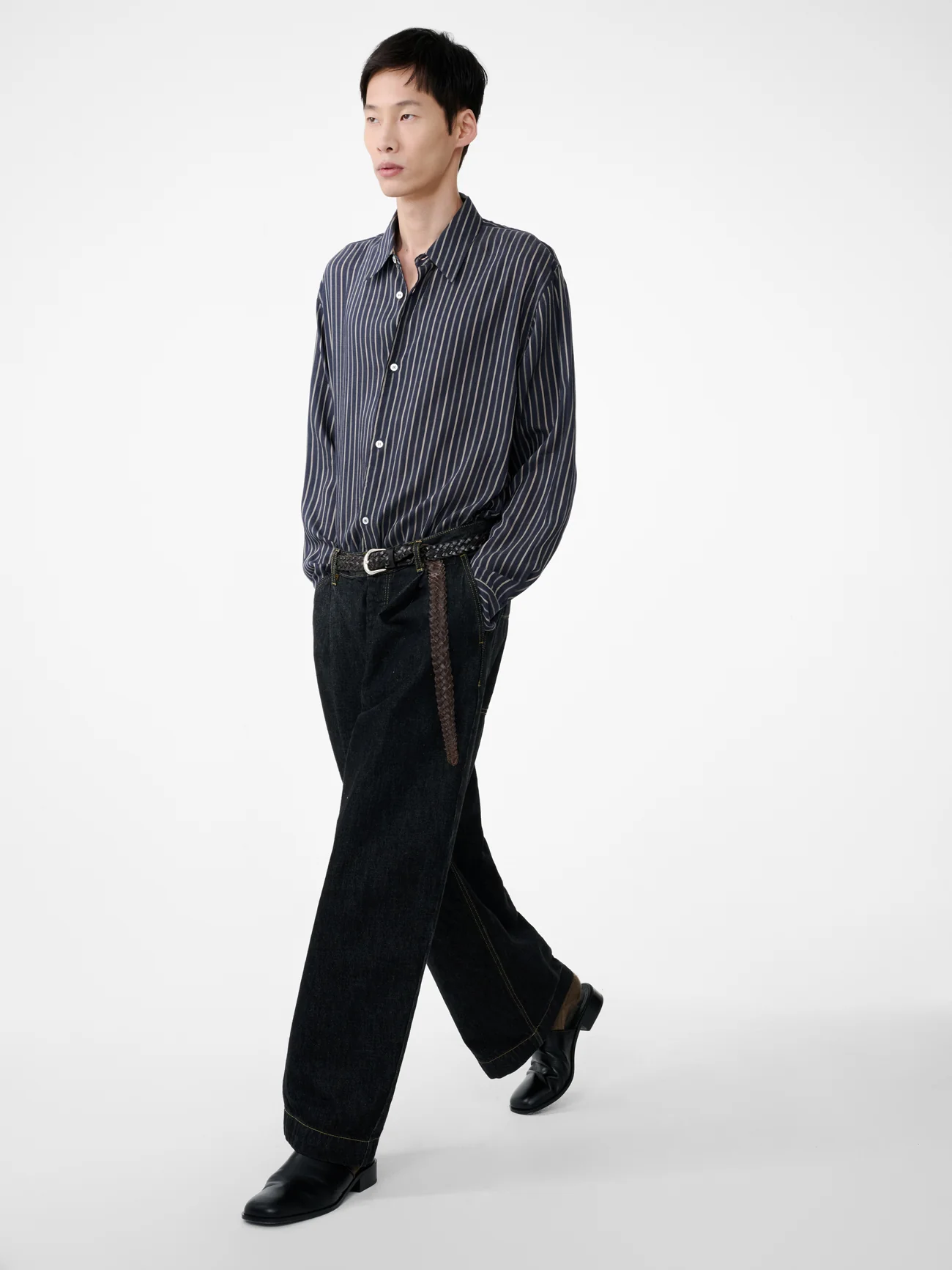 View Shirt in Indigo Stripe - Image 4