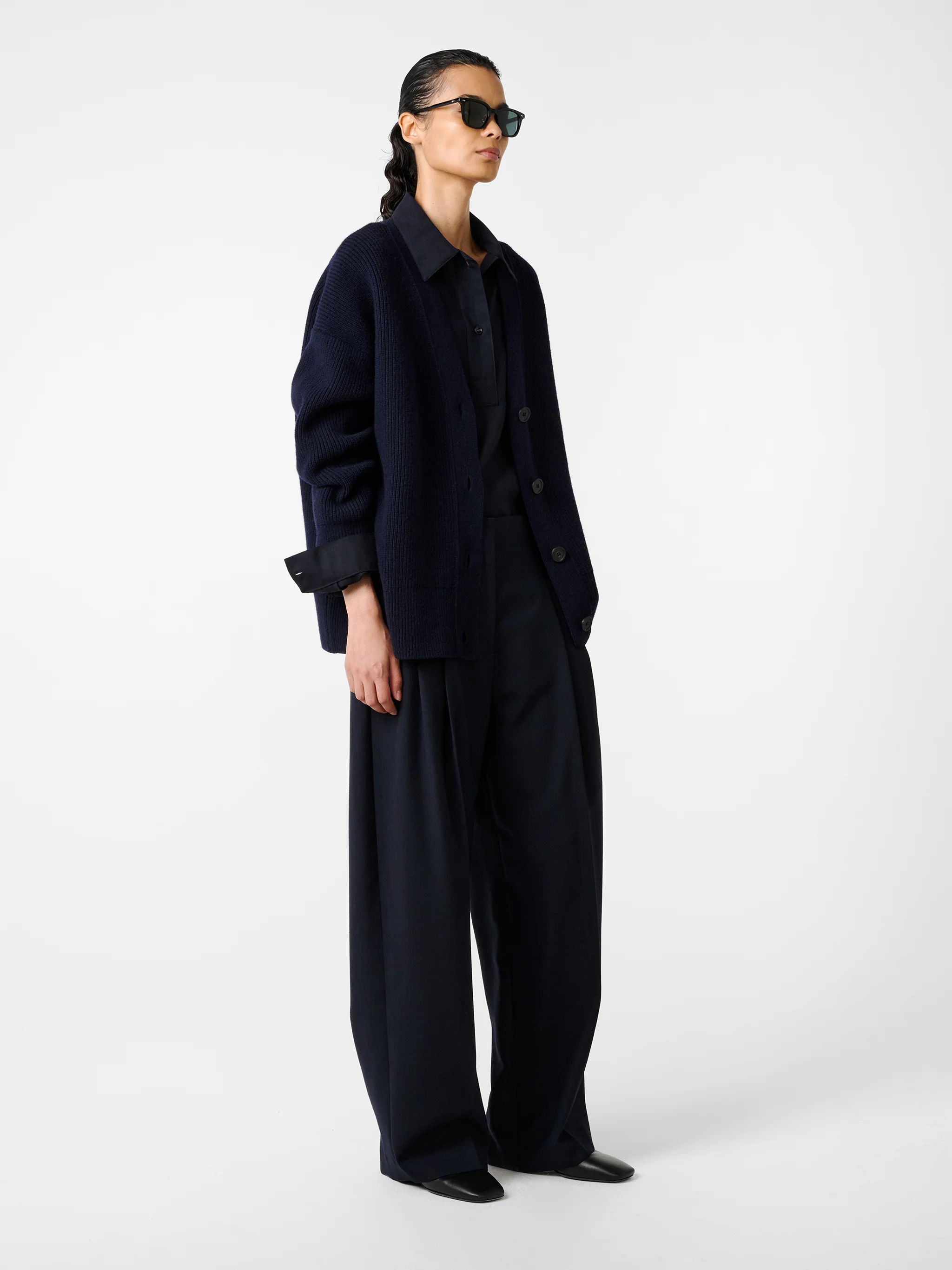 Whitt Knit in Darkest Navy - Image 4