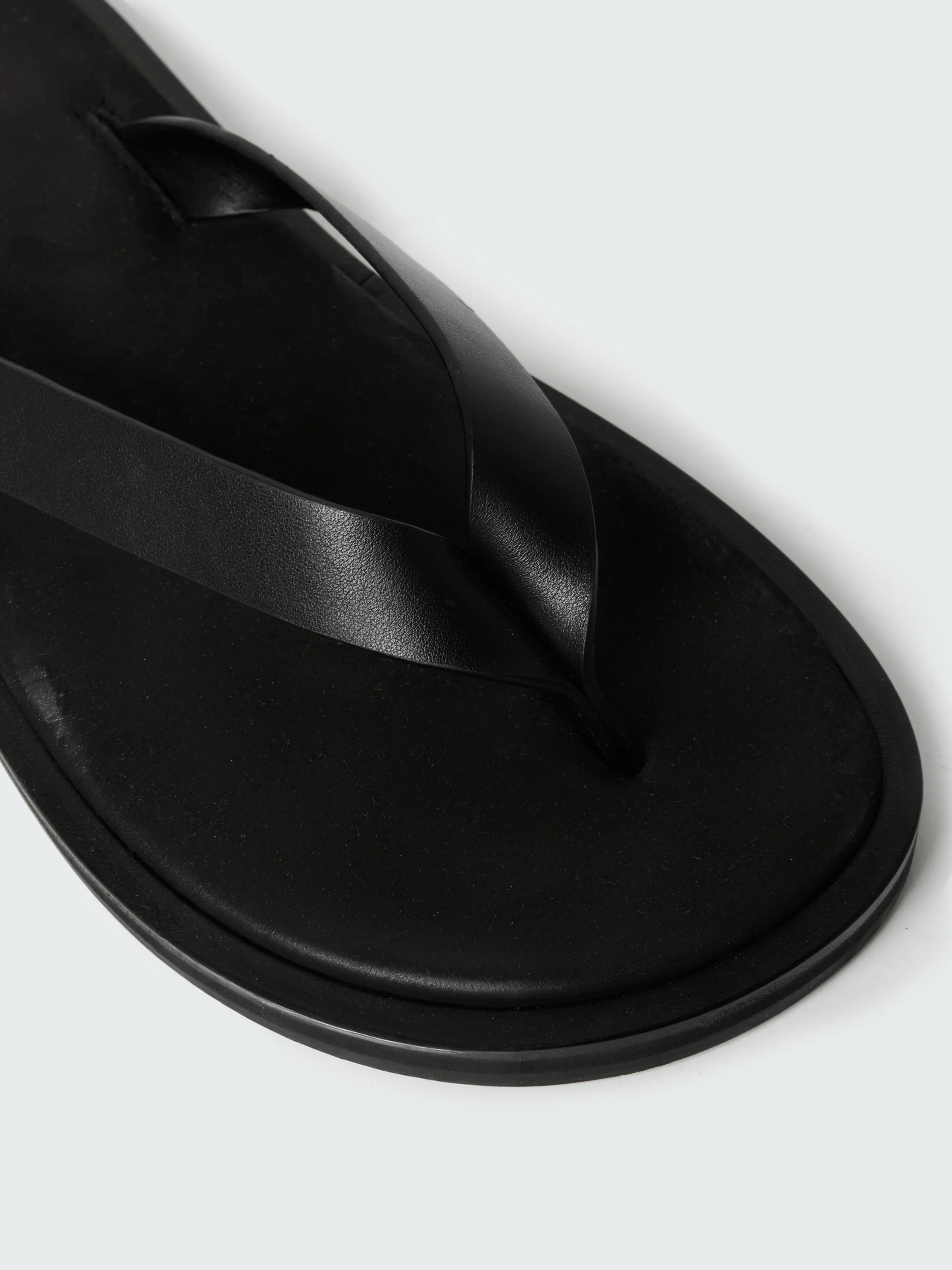 Women's Curren Leather Sandal in Black - Image 5