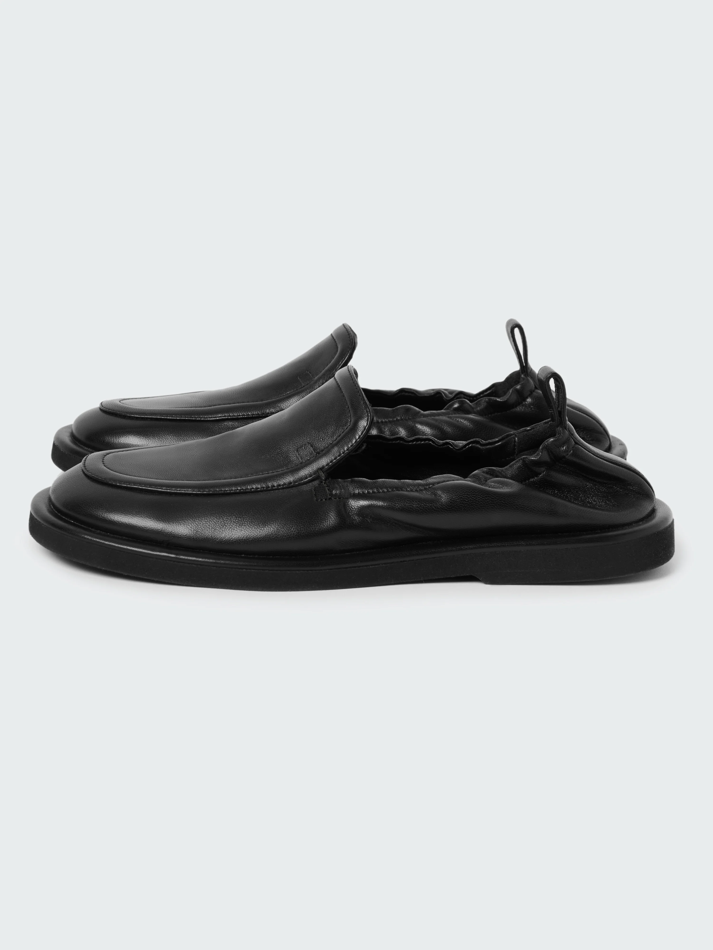 Women's Donovan Shoe in Black - Image 2