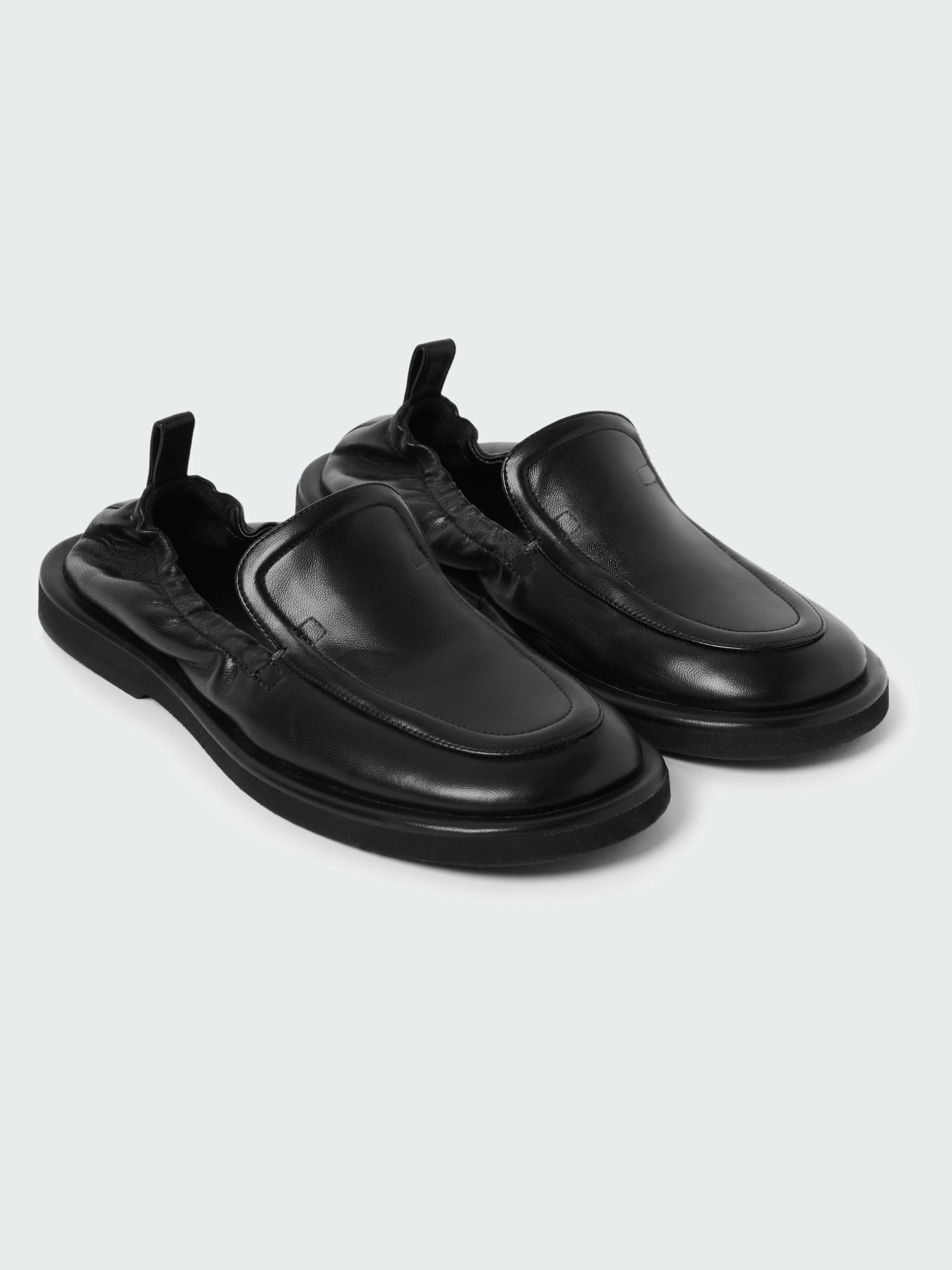 Women's Donovan Shoe in Black - Image 4