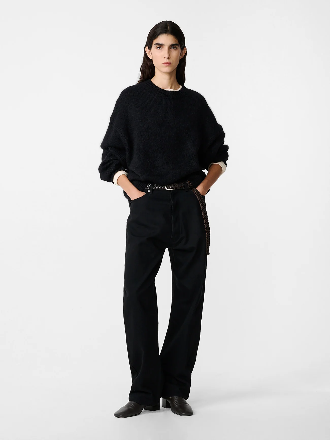 Wynn Knit in Black - Image 4